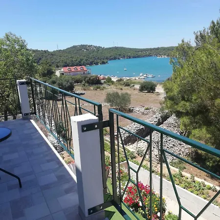 Slanraj Apartamento *